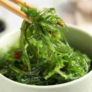 9.INSALATA DI ALGHE WAKAME