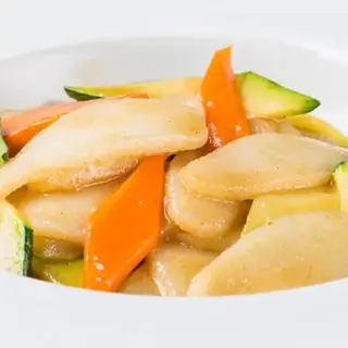 19.GNOCHI DI RISO SALTATO CON VERDURE