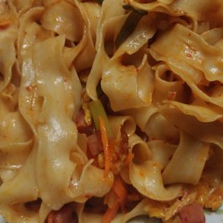 22.SPAGHETTI DAOXIAO SALTATI CON VERDURE