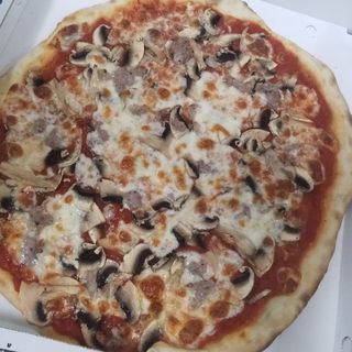 Funghi e salsiccia