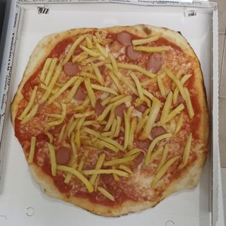 Wurstel e patatine fritte