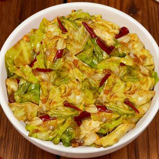 cavolo cinese saltato piccante干锅包菜