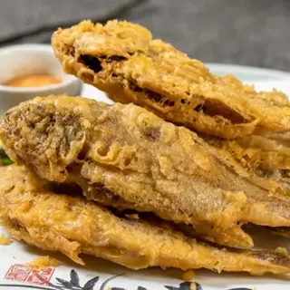 ombrina fritte al sale pepe干炸小黄鱼