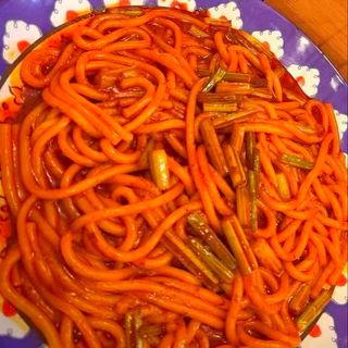 vermicelli di riso saltato allo xinjiang新疆炒米粉