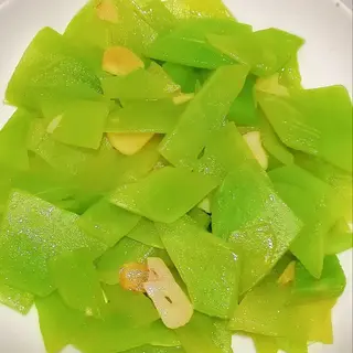 lattuga saltato con aglio清炒莴笋