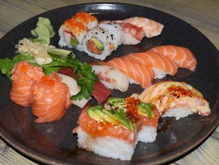 Sushi speciale 18 pezzi
