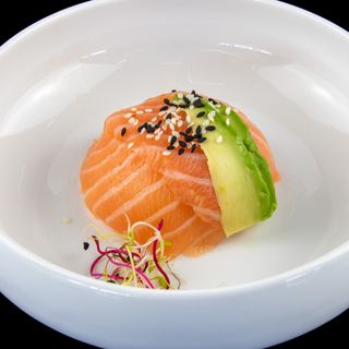 114 Chirashi salmone