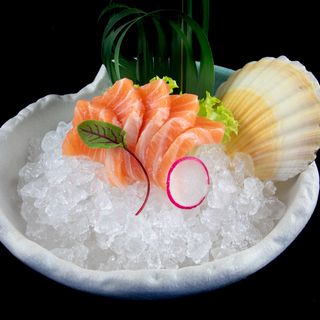 128 Sashimi salmone 12 pezzi