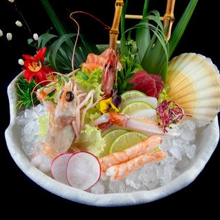616 Sashimi plus 18 pezzi