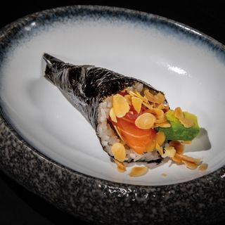219 Temaki almond