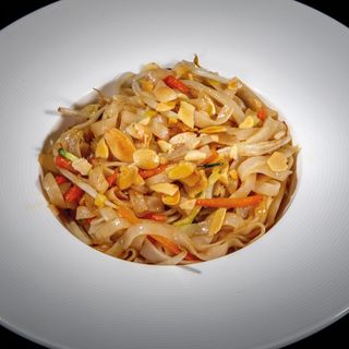 245 Pad thai