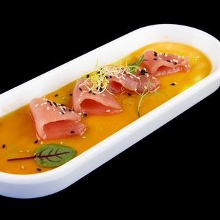 67 Carpaccio di tonno 12 pezzi