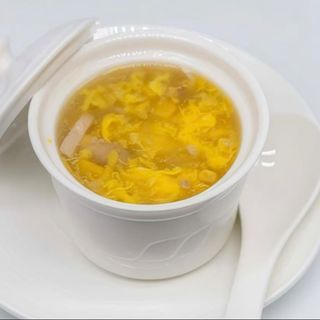 Zuppa di mais con pollo