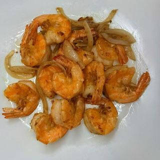 Gamberetti alla griglia con sale e pepe