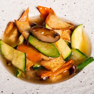 Tofu con verdure
