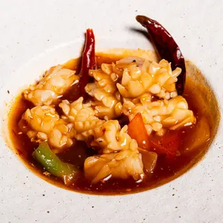 Calamari in salsa piccante