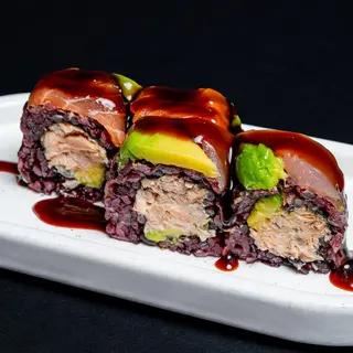 Uramaki black rainbow