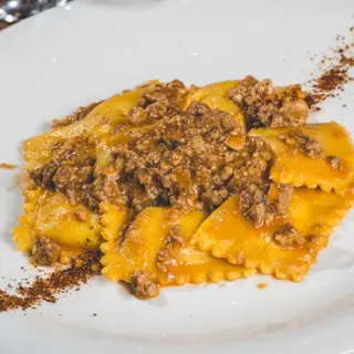 Ravioli al ragù