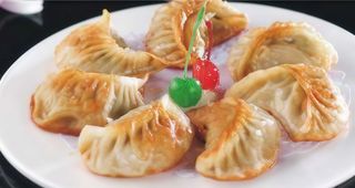 50 煎饺Ravioli alla piastra 6 pezzi