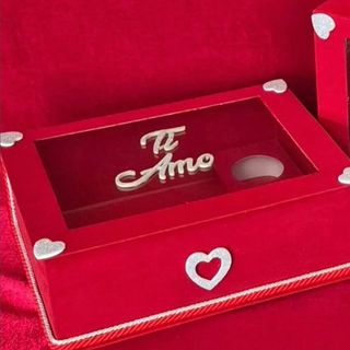 Box colazione cuore bianco scritta oro AUGURI