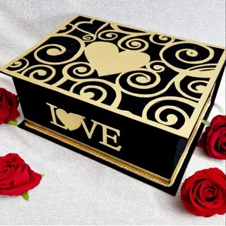 Box colazione rettangolare nera e oro Love