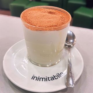 Latte e cacao caldo