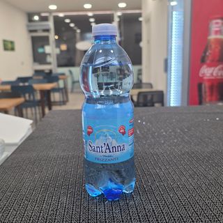 Acqua frizzante 50 cl