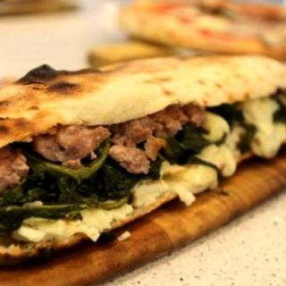 Panuozzi salsiccia e broccoli