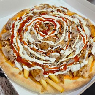 Pizza kebab e patatine