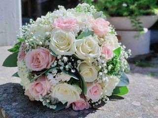Rose biancho rosa bouquets
