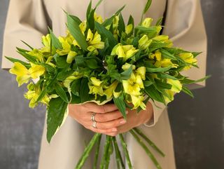 alstroemeria galli bouquet