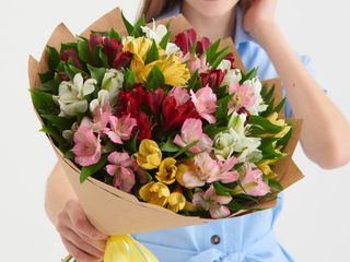 alstroemeria bouquet mix