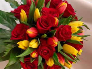 Rose tulipani mix bouquets