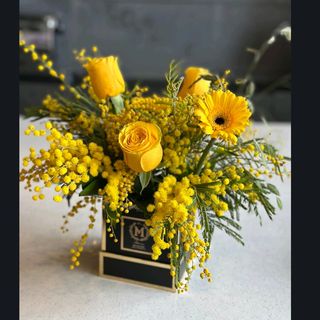 Mimosa rose galli bouquet