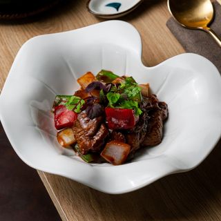 STRACCETTI DI MANZO CON SALSA AL PEPE NERO  黑椒牛柳