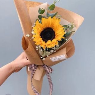 Special single sunflower