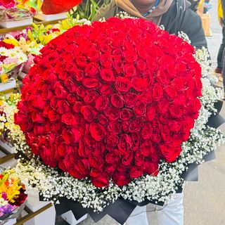 101 Premium Red Roses Bouquet