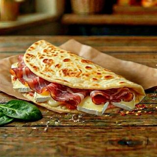 Piadina speck e brie