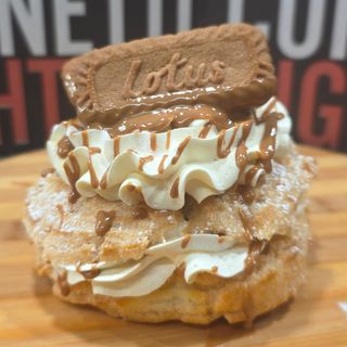 Superbomba con Lotus