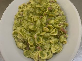 Orecchiette broccoli e pancetta affumicata