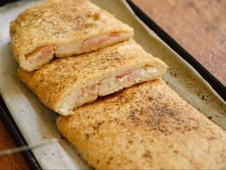 Tronchetto salato prosciutto cotto, mozzarella