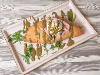 Mortadella e pistacchio fritta