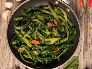 Catalogna saltata in padella