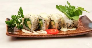 126 8 Pezzi uramaki rucola