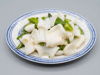 27b. Calamari con asparagi