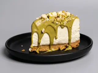 Cheesecake pistacchio e cioccolato bianco