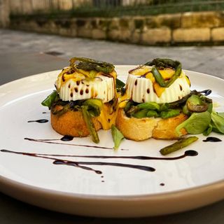 8. Benedict asparagi