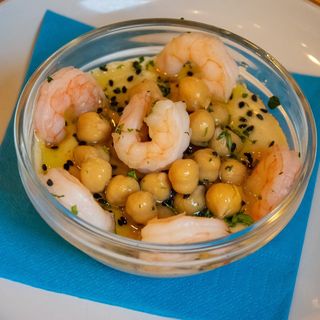3. Hummus con gamberetti