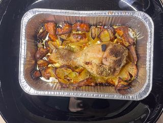 Pollo con patate al forno