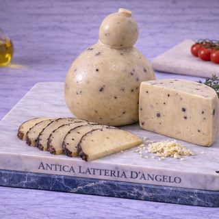 Caciocavallo al tartufo - 200g